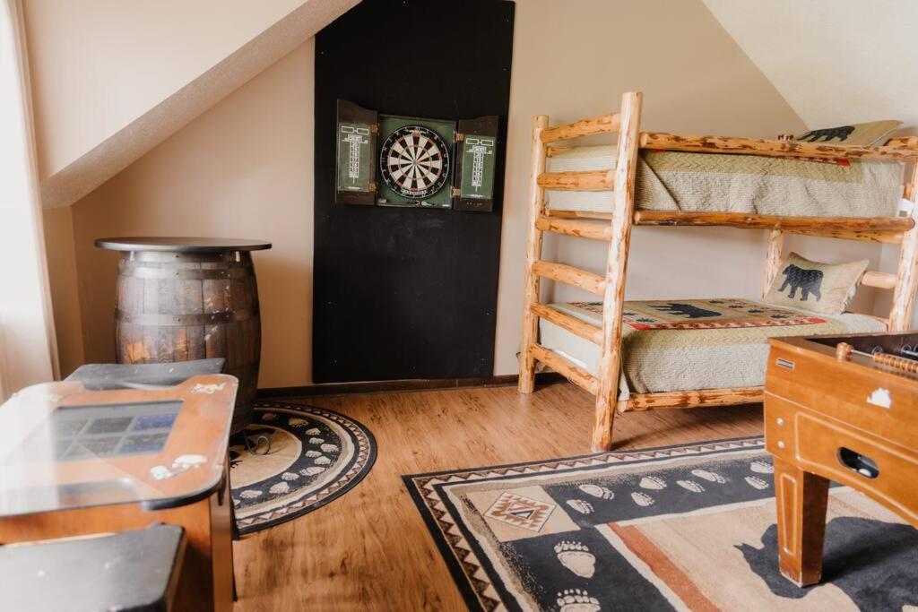 Misty Mountain Sunrise Holiday home Sevierville
